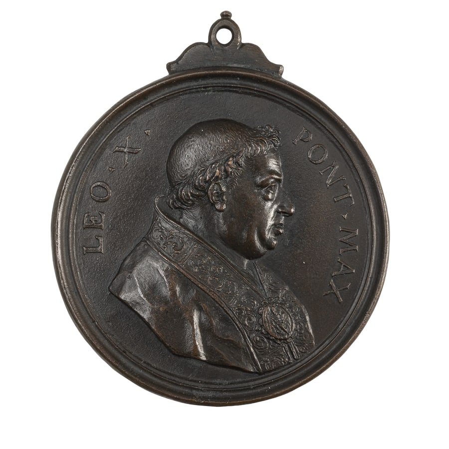 MEDAGLIE ITALIANE. GIOVANNI DE' MEDICI (1475-1521): PAPA LEONE X (1513-1521) Opus Antonio Selvi. Serie Medicea. Fusione in bronzo. 179 gr. 86 mm. D: Busto a destra a testa nuda e piviale ricamato. Attorno LEO. X. PONT. MAX R: SVAVE in cartiglio a nastr