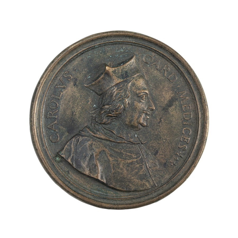 MEDAGLIE ITALIANE. CARLO DE' MEDICI (1591-1617): CARDINALE Opus Antonio Selvi. Serie Medicea. Fusione in bronzo 166 gr. 86 mm. D: Busto a destra con mantellina e berretto cardinalizi. Intorno CAROLVS. CARD. MEDICES. R: Un grifone rampante a destra. 