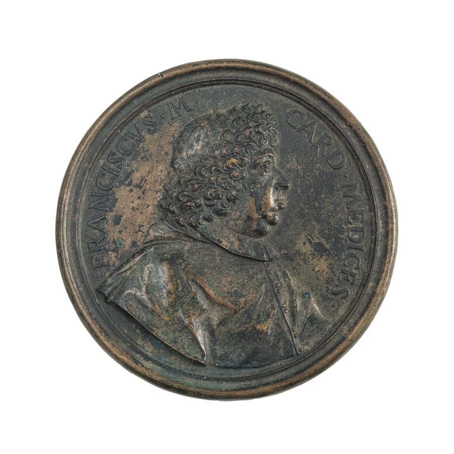 MEDAGLIE ITALIANE. FRANCESCO MARIA DE' MEDICI: (1660-1711) Opus Antonio Selvi. Serie Medicea. Fusione in bronzo 155 gr. 86 mm. D: Busto a destra con zucchetto e mantellina cardinalizia. Intorno FRANCISCVS. M. CARD. MEDICES. R: Un sole radiato a fa
