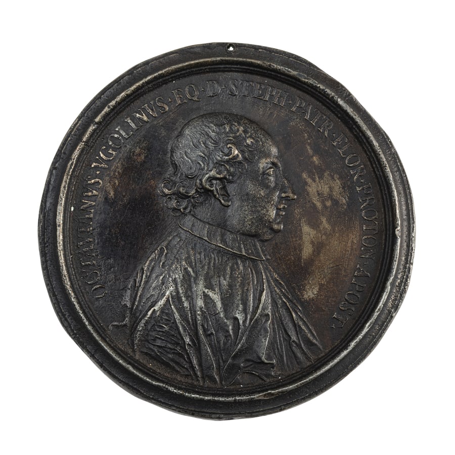 MEDAGLIE ITALIANE. OTTAVIANO UGOLINI (XVII-XVIII sec.): Opus Lorenzo Maria Weber. Fusione in bronzo. 212 gr. 90 mm. D: Busto a destra con capelli corti e accentuata calvizie e veste drappeggiata. Intorno OCTAVIANVS. VGOLINVS. EQ. D. STEPH. PATR. FLOR. PROT