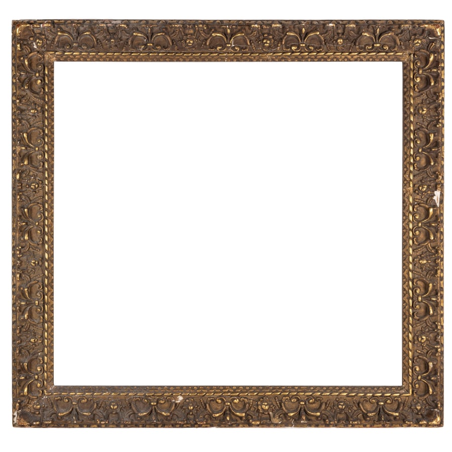 GRANDE CORNICE IN LEGNO E STUCCO DORATO, XIX SECOLO: ornata da fitto decoro stilizzato a rilievo; difetti, rotture e mancanze nei fregi in stucco, sbeccature e restauri 145,5X155 (fascia, cm 15) Luce, cm 115X125 Battuta, cm 118,5X128 A LARGE STUCCO AND 