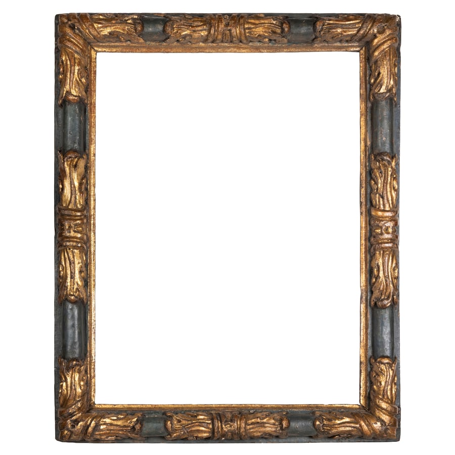 CORNICE IN LEGNO DORATO E LACCATO, XVII SECOLO: ornata da fregi fogliati a rilievo; difetti, cadute e mancanze nella decorazione pittorica, restauri e possibili rifacimenti nella lacca e modifiche nelle battute visibili al verso Cm 90X72,5 Luce, cm