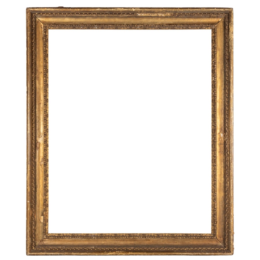 CORNICE IN LEGNO DORATO, XIX SECOLO: in stile classico con profili a astro intrecciato continuo e palmette; difetti, mancanze diffuse ai bordi, alcune rotture e mancanze nei profili, restauri Cm 152X128 (fascia, cm 13,5) Luce, cm 124X100