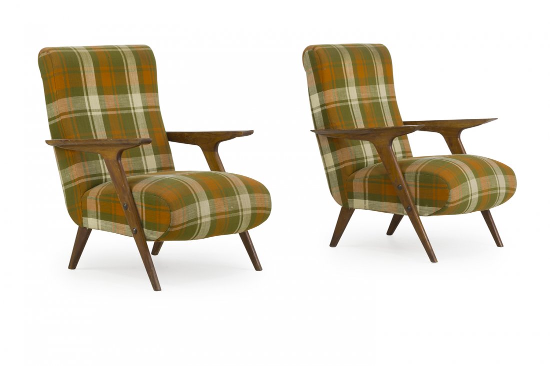 A PAIR OF ITALIAN ARMCHAIRS (2) (1 of 1)