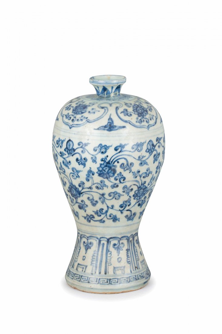 PICCOLO VASO IN PORCELLANA BIANCA E BLU, CINA, DINASTIA (1 of 2)