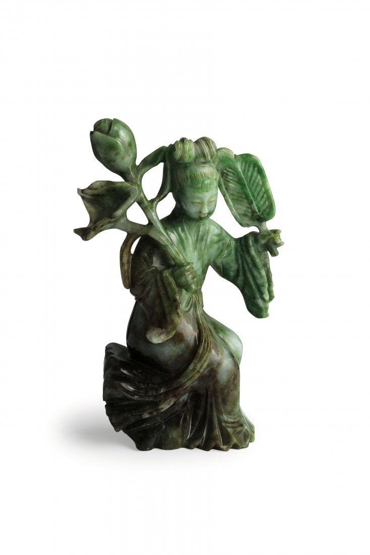 PICCOLA FIGURA IN GIADEITE, CINA, XX SECOLO (1 of 1)