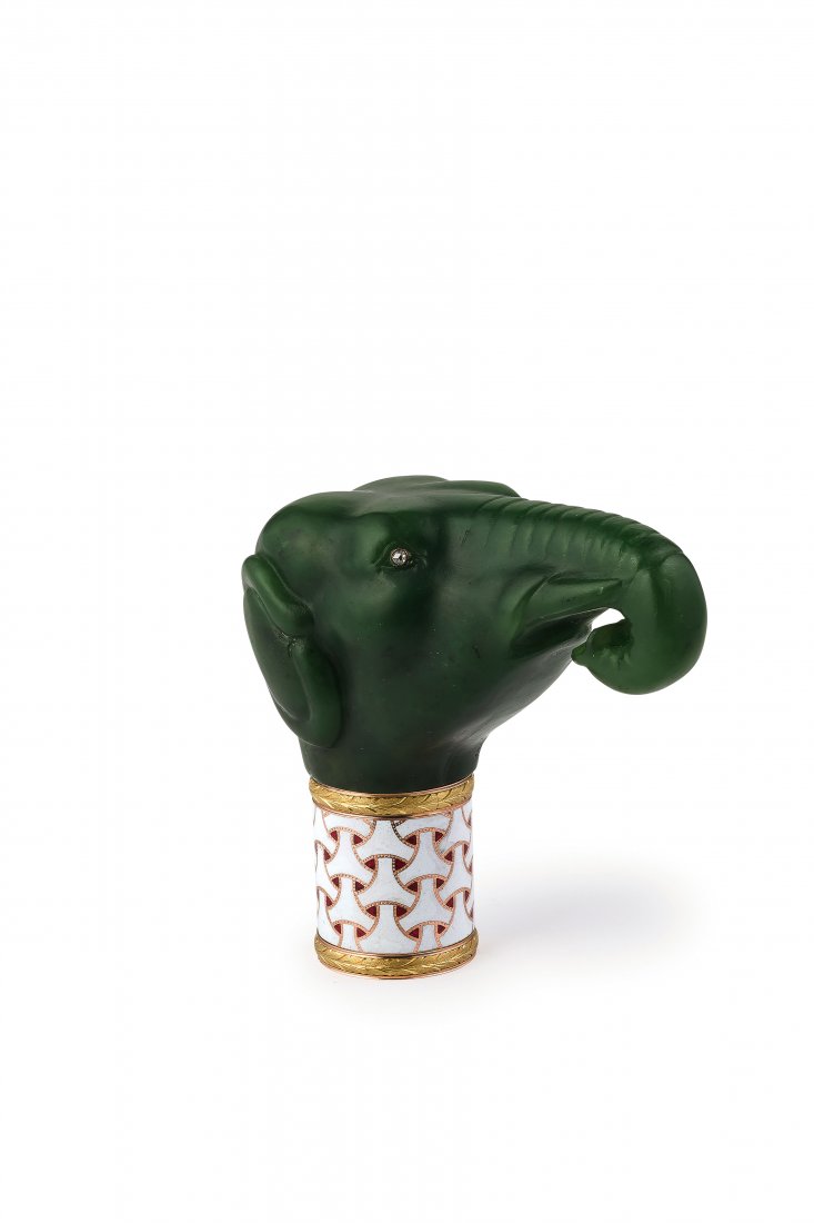 MANICO DI OMBRELLO IN ORO, NEFRITE, SMALTI E BRILLANTI, (1 of 1)