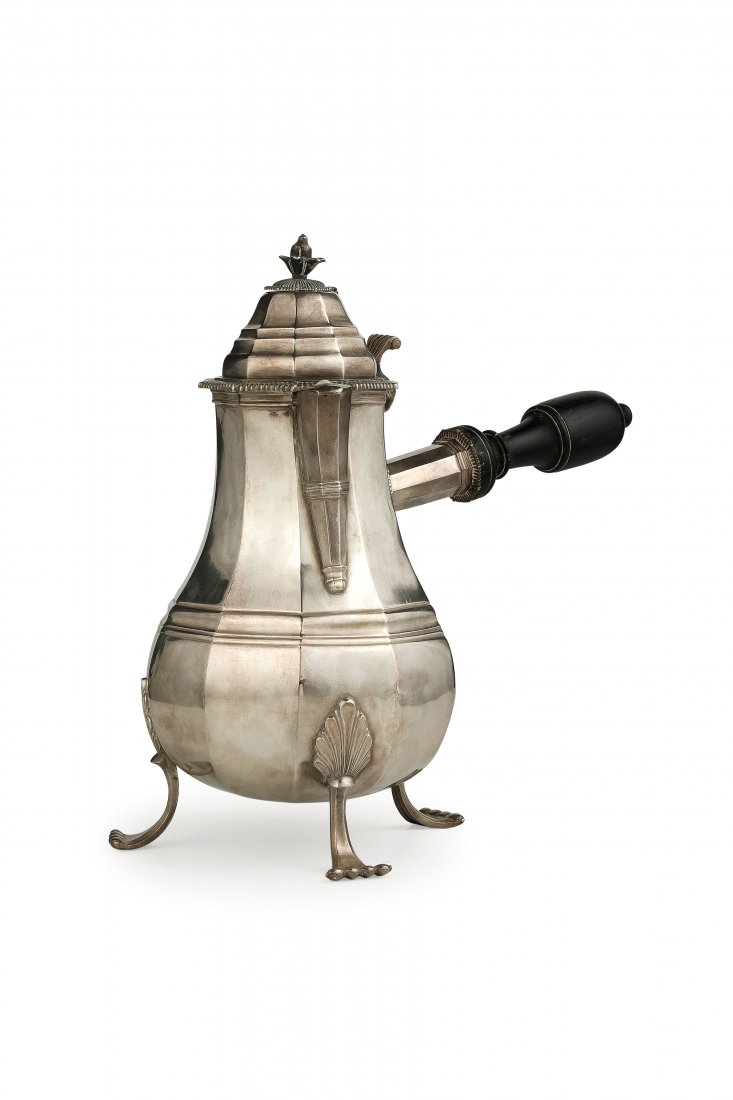CIOCCOLATIERA IN ARGENTO, FRANCIA, CIRCA 1760 (1 of 1)