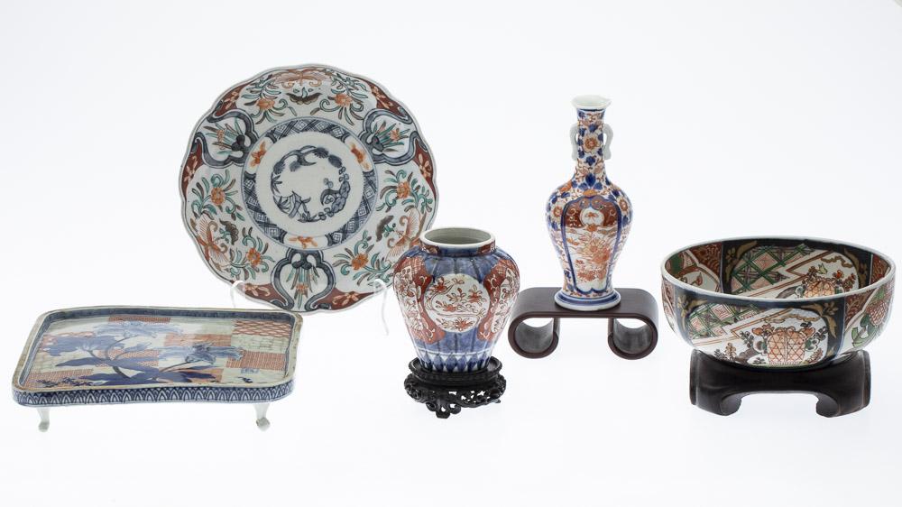 5 Pieces of Imari Porcelain: Property from a Savannah, GA Estate comprising a square footed plate, a round plate, a vase, a smaller vase, and a bowl. Size of square plate: H. 1 5/8 in. x W. 8 5/8 in.