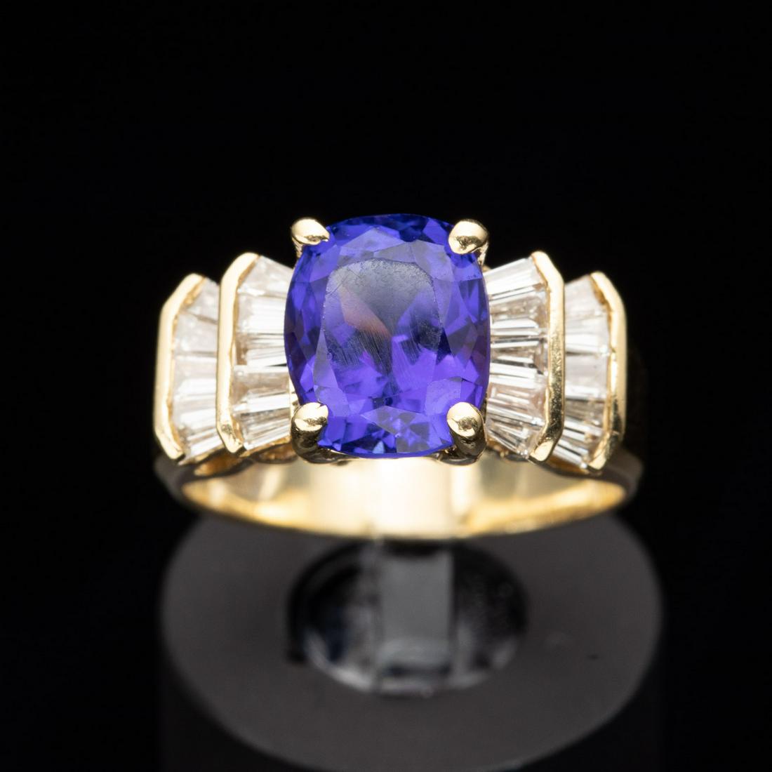 Tanzanite and Diamond 14K Gold Ring (1 of 8)