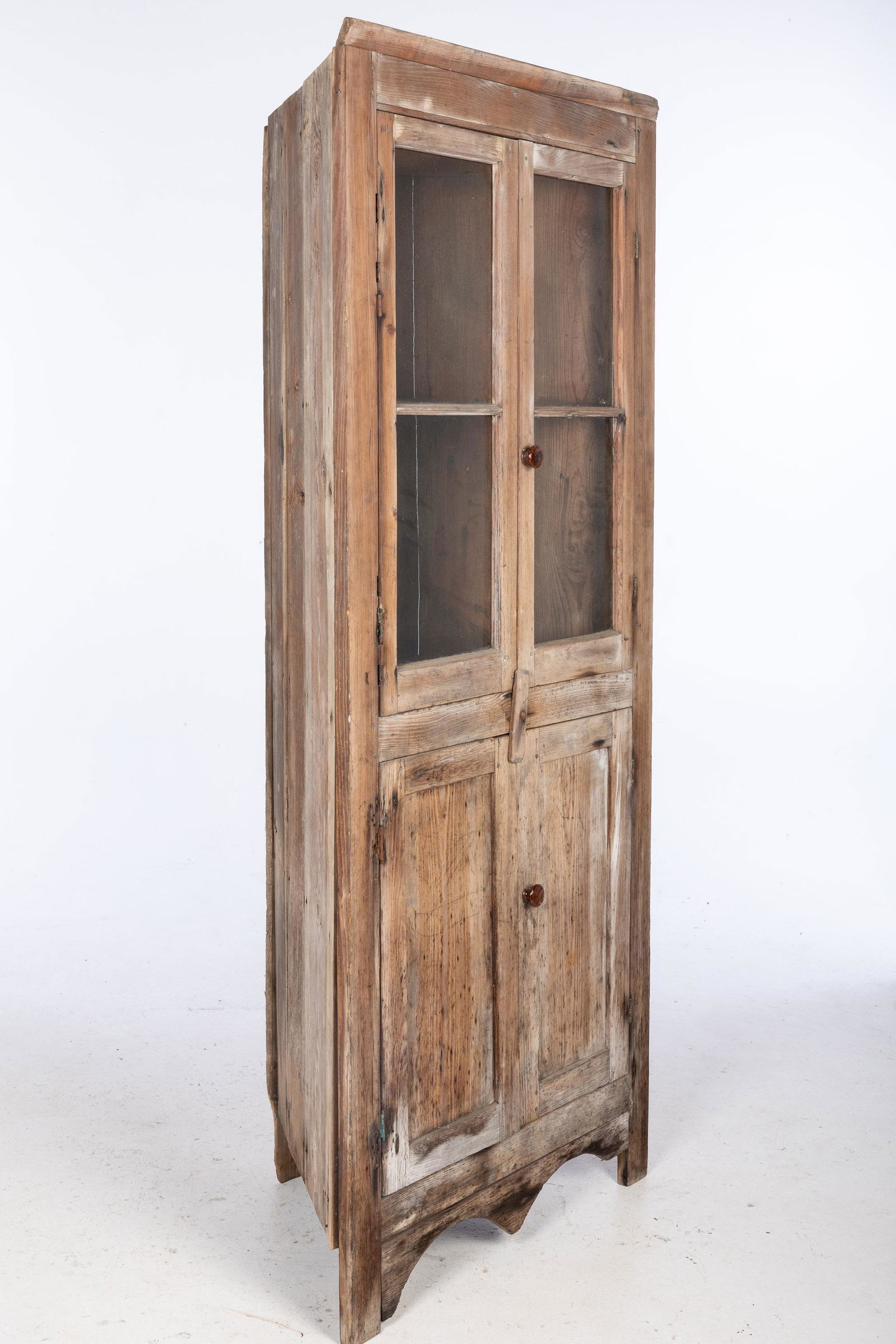 Southern Yellow Pine Corner Cabinet, 19th Century (1 of 8)
