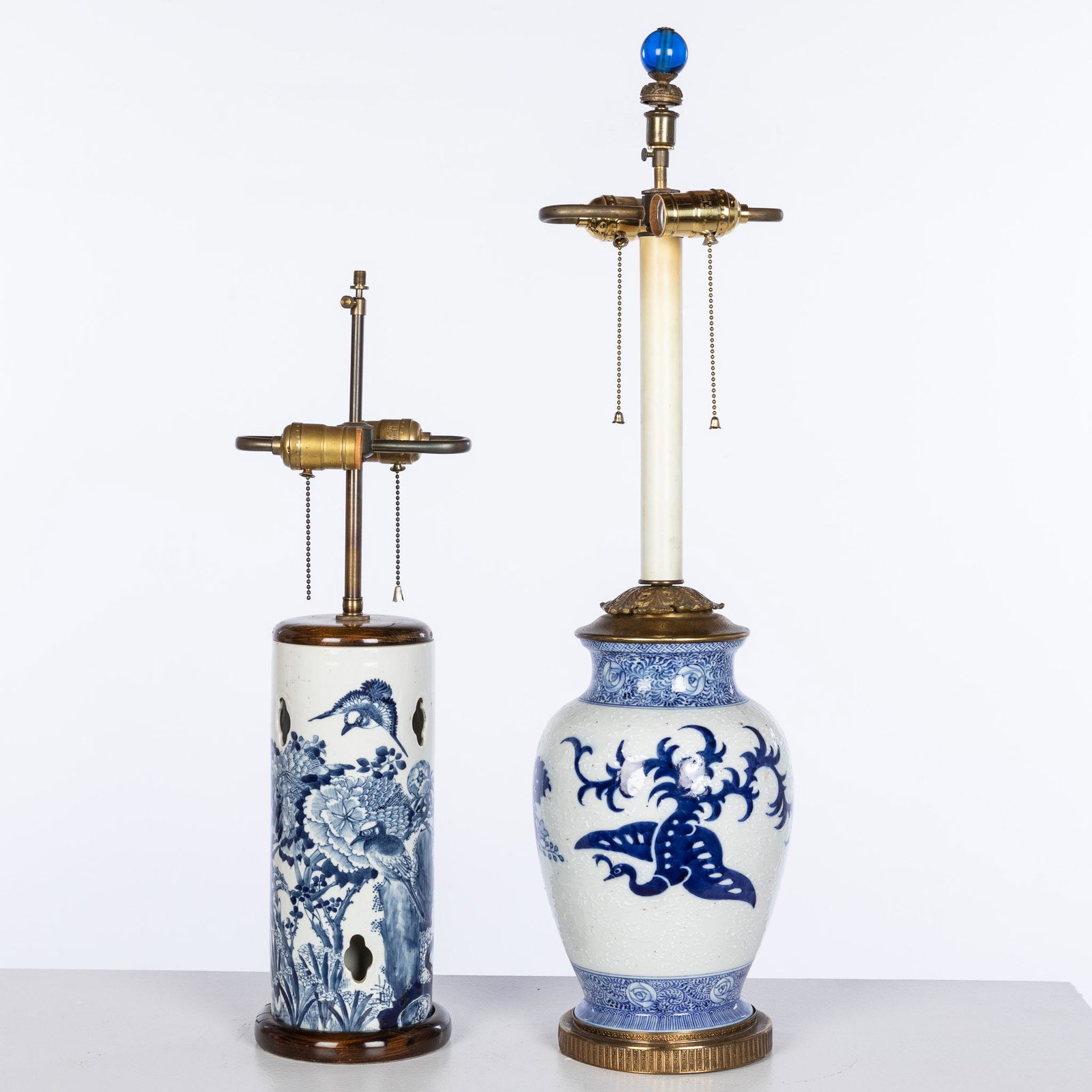2 Chinese Blue and White Ceramic Lamps (1 of 8)