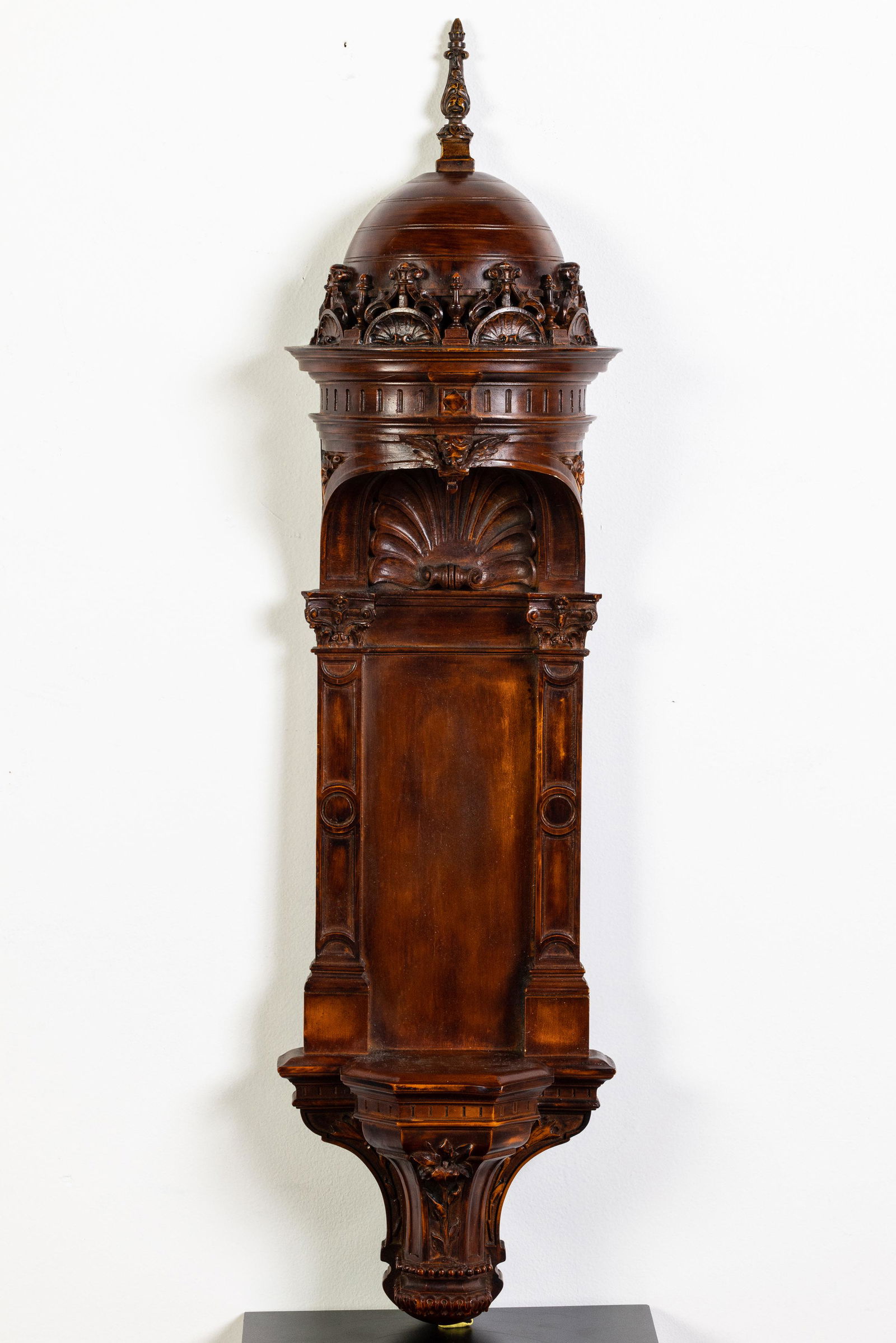 Renaissance Revival Style Wall Bracket (1 of 7)