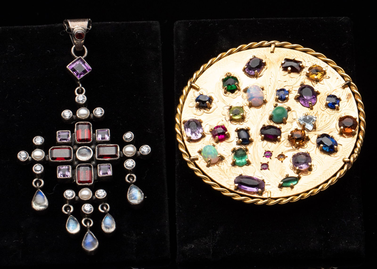 18k Gold Pin and a Silver Pendant (1 of 5)