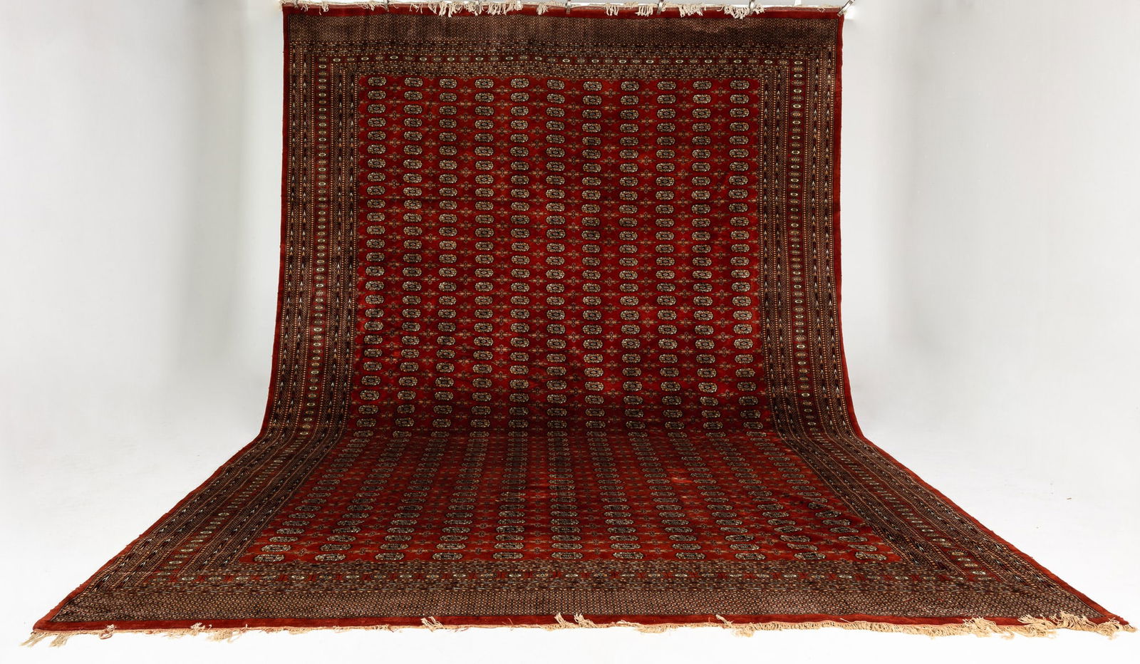 Large Persian Carpet (1 of 9)