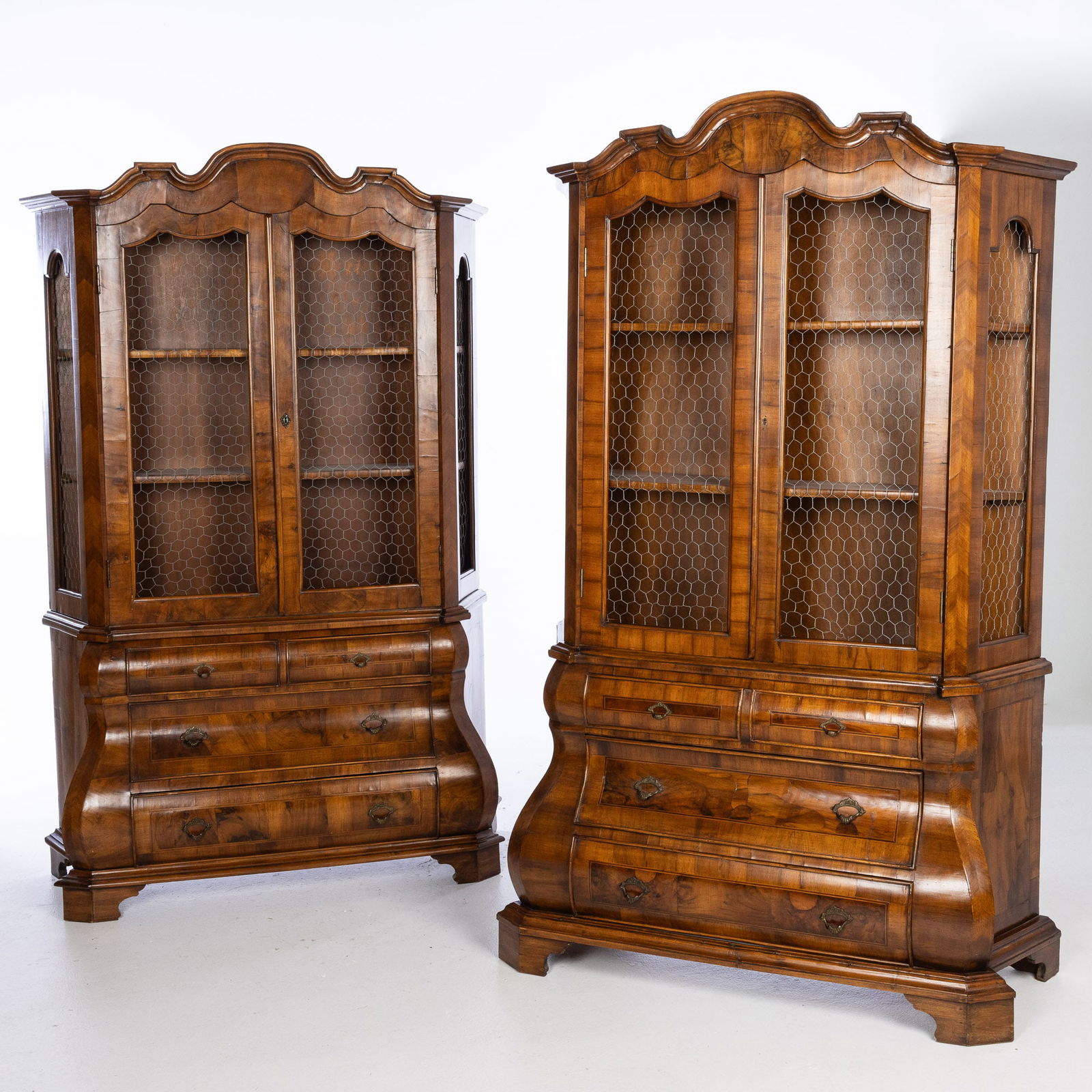 Pair of Italian Walnut Bombe Cabinets, 20th C (1 of 12)