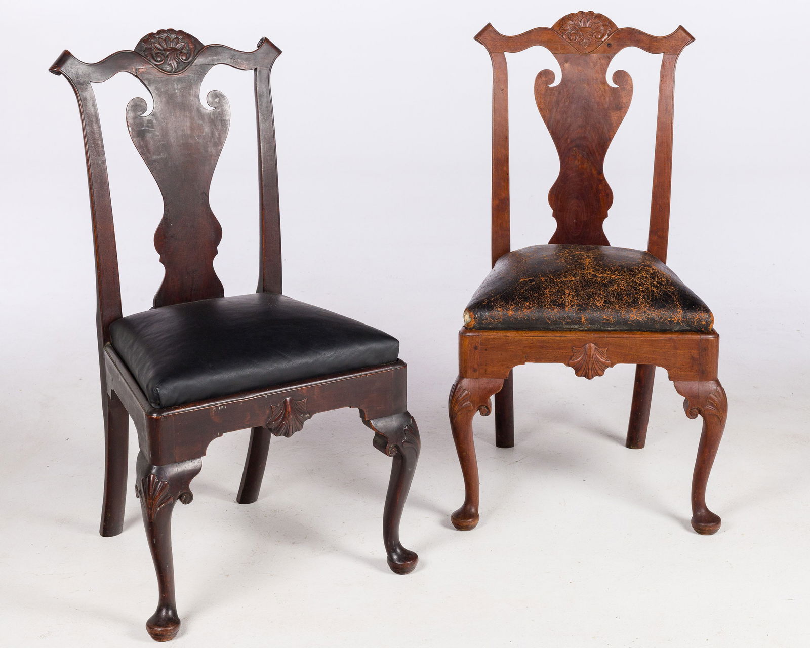 Pair Queen Anne Mahogany Side Chairs, Philadelphia (1 of 20)