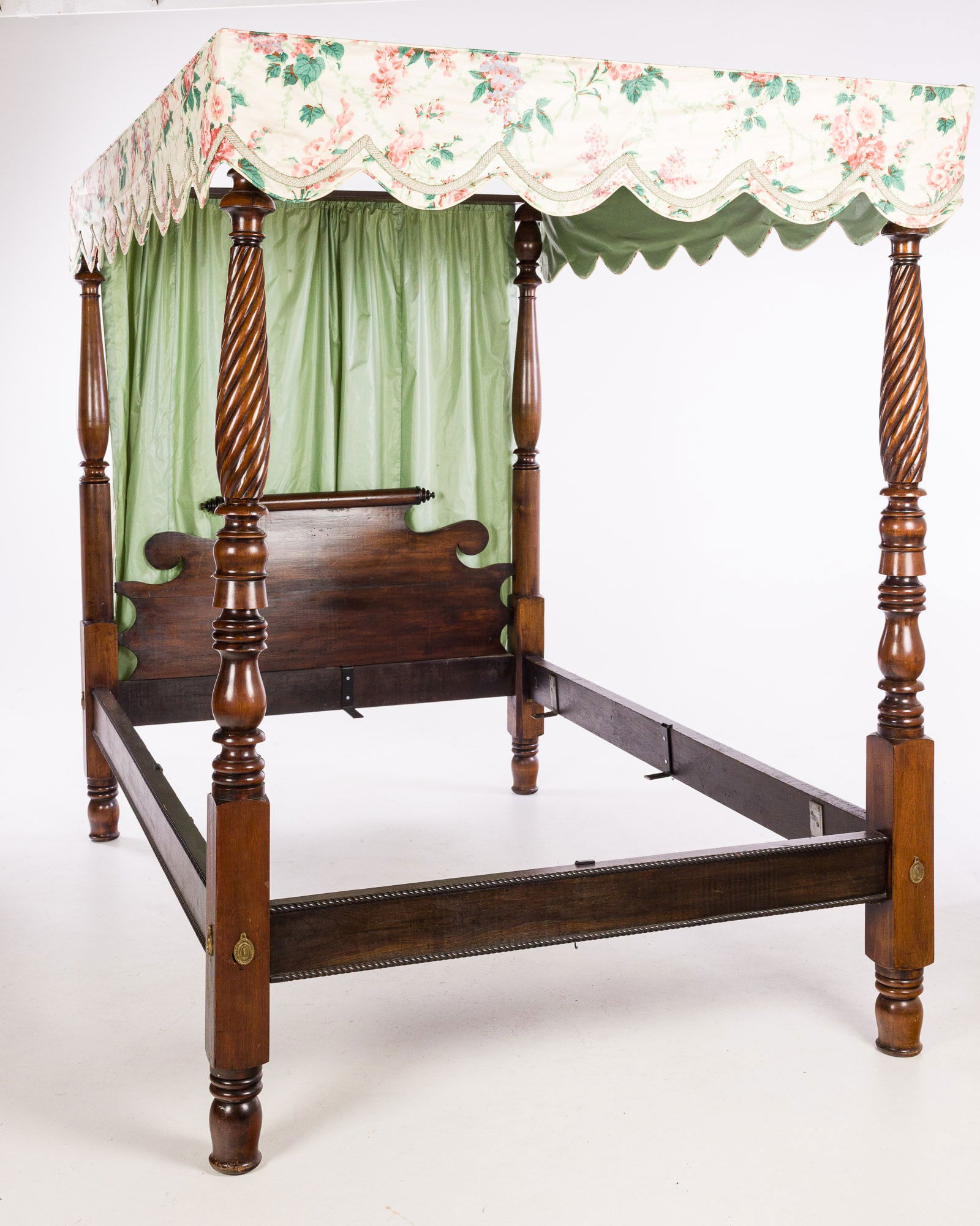 American Mahogany Four Poster Bed, 19th Century (1 of 9)