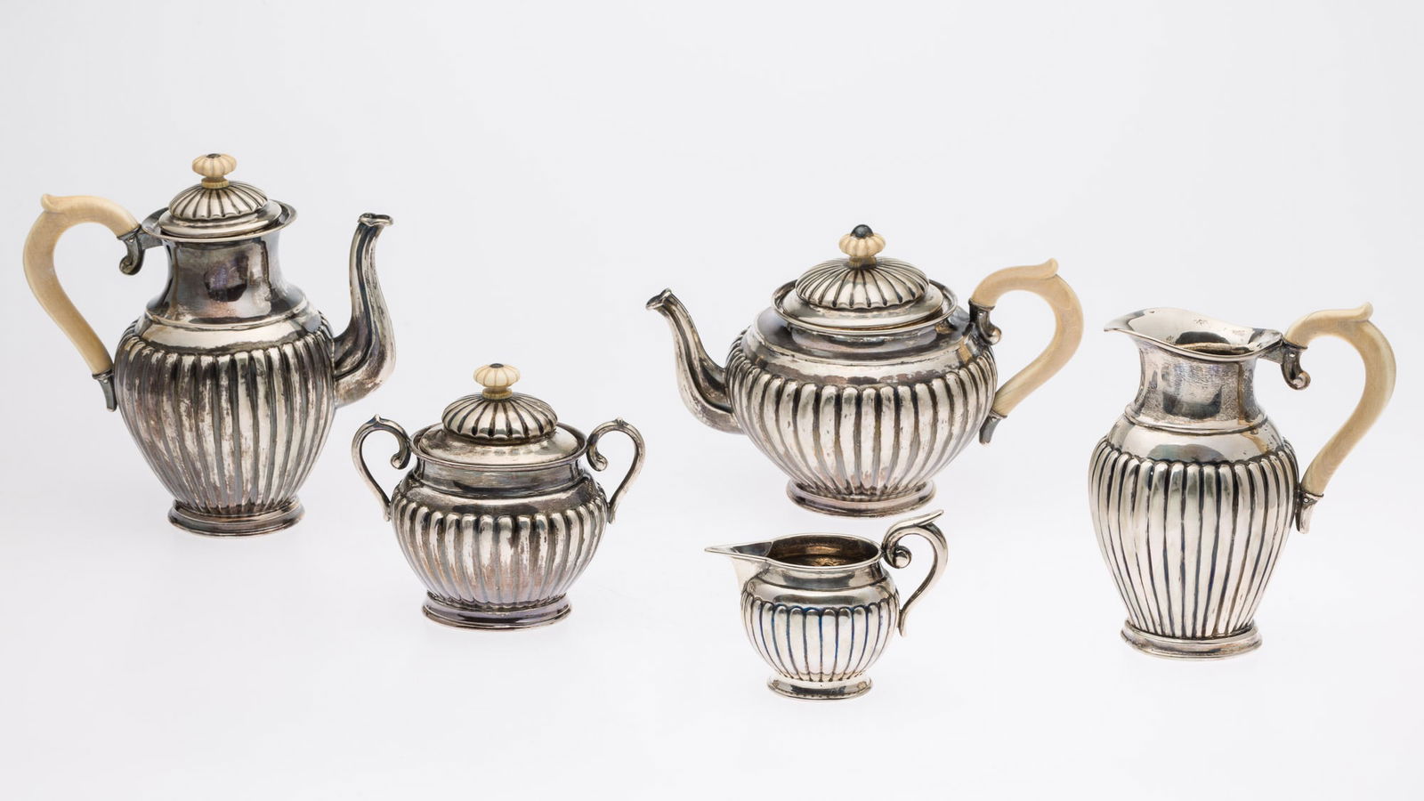 Continental 5 Piece Sterling Silver Tea and Coffee Set (1 of 16)