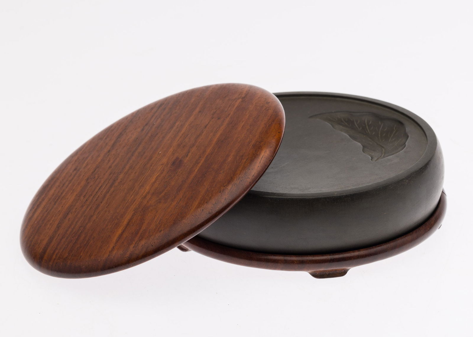 Chinese Round Inkstone (1 of 6)