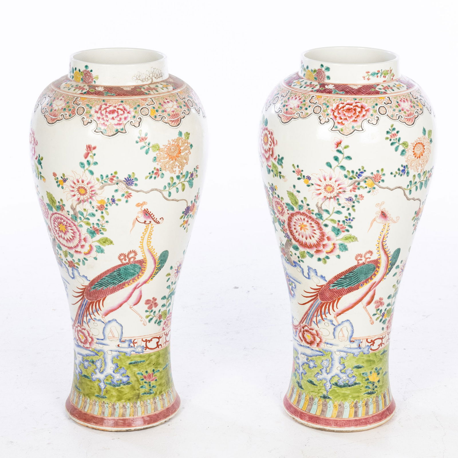 Two Large Chinese Urns, Modern (1 of 10)