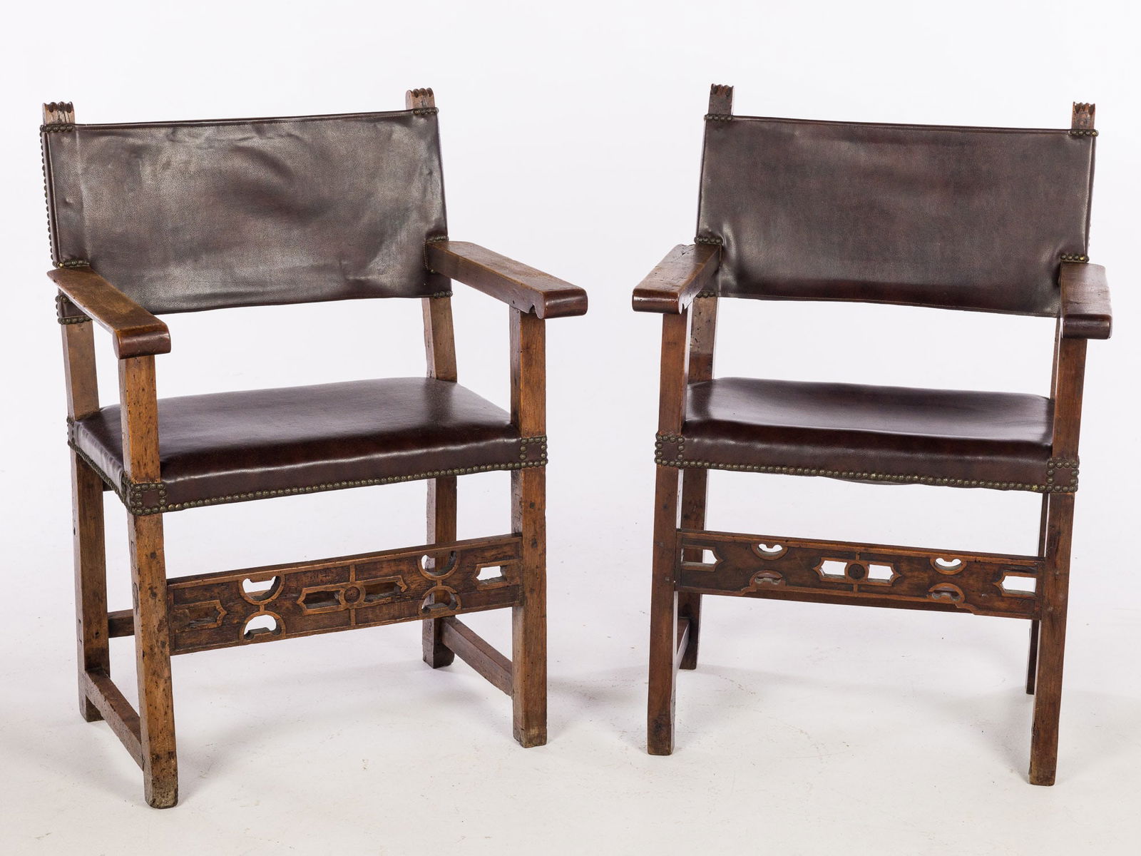 Two Spanish Baroque Walnut Armchairs, 17th C (1 of 19)