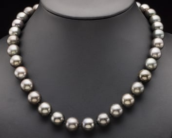 14K Gold Tahitian Black Pearl Necklace