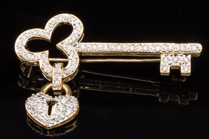 18K Gold & Diamond Key-Form Pin