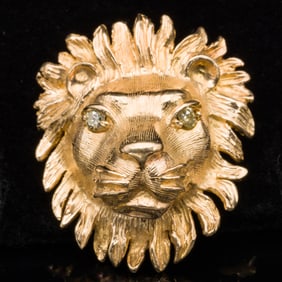 14K Yellow Gold Lion Pin with Diamond Eyes