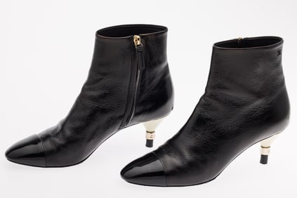 Chanel Crumpled Patent Calfskin Heeled Boots, 38 1/2