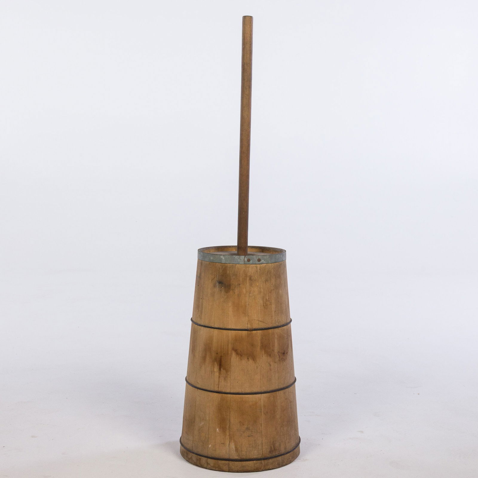 Wood Butter Churn, Davant Plantation, Ridgeland SC (1 of 7)