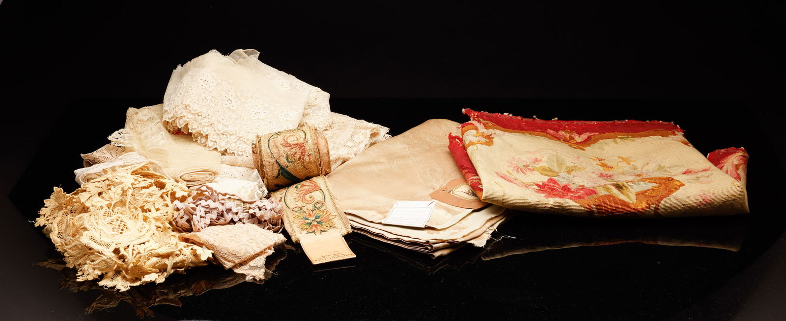 Aubusson Chair Cover & Vintage Lace Trimmings (1 of 13)