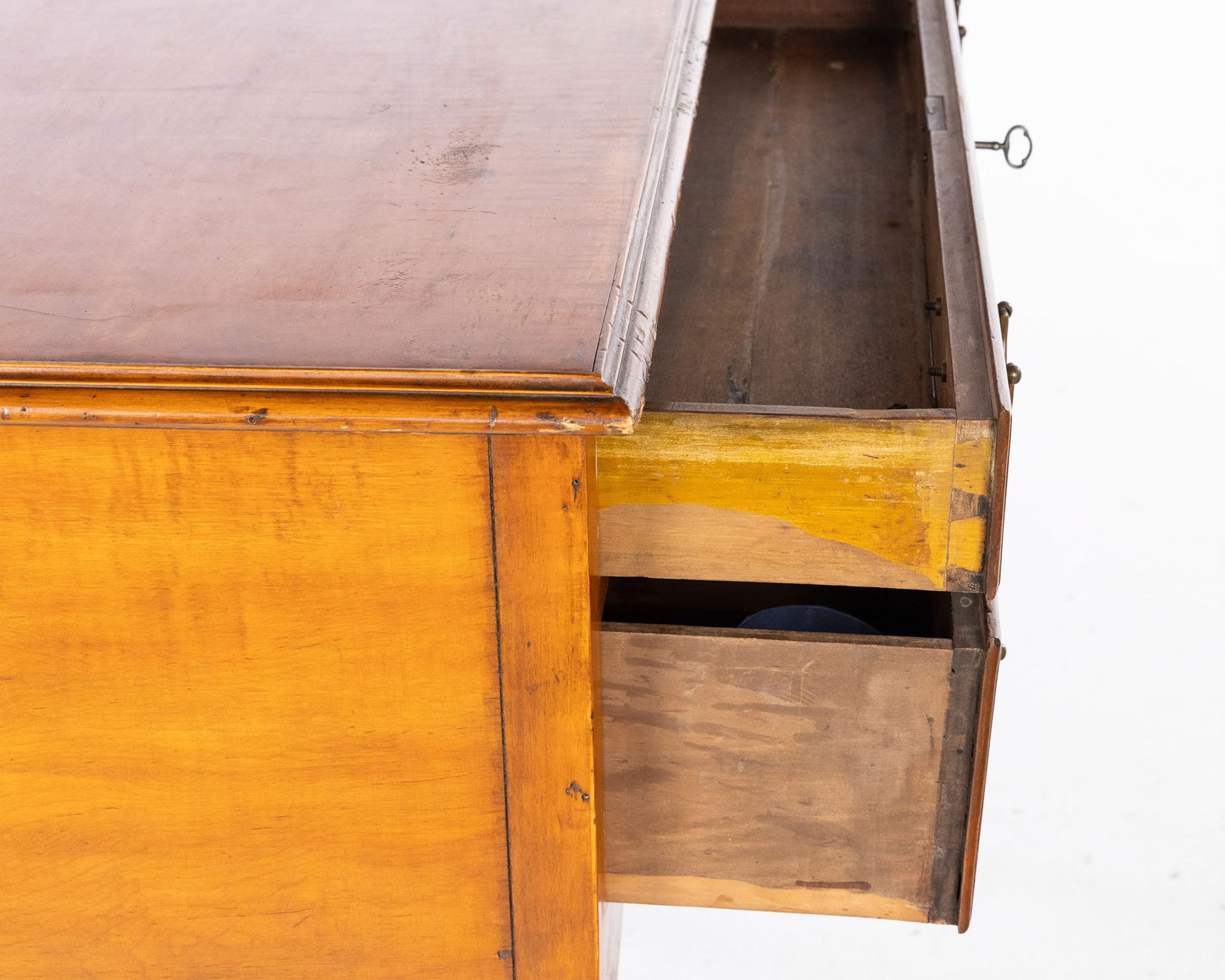 Queen Anne Maple Lowboy - 10