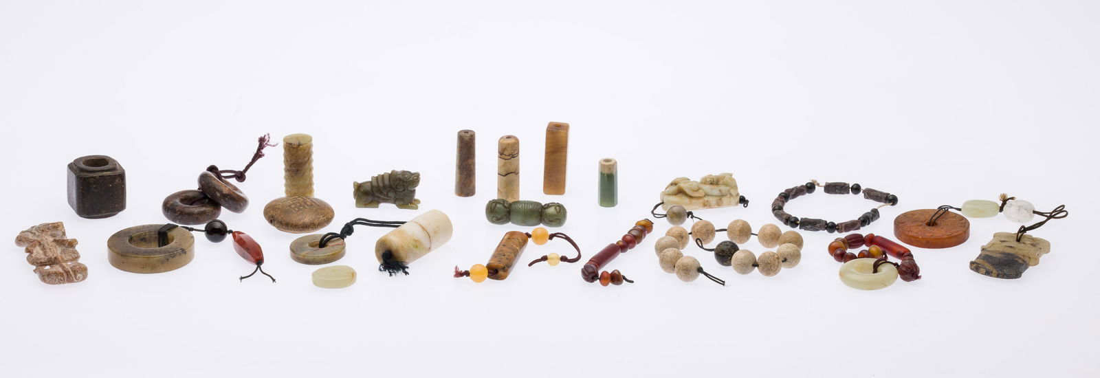 Misc. Group of Chinese Hardstone Pieces, 23 pcs. (1 of 20)