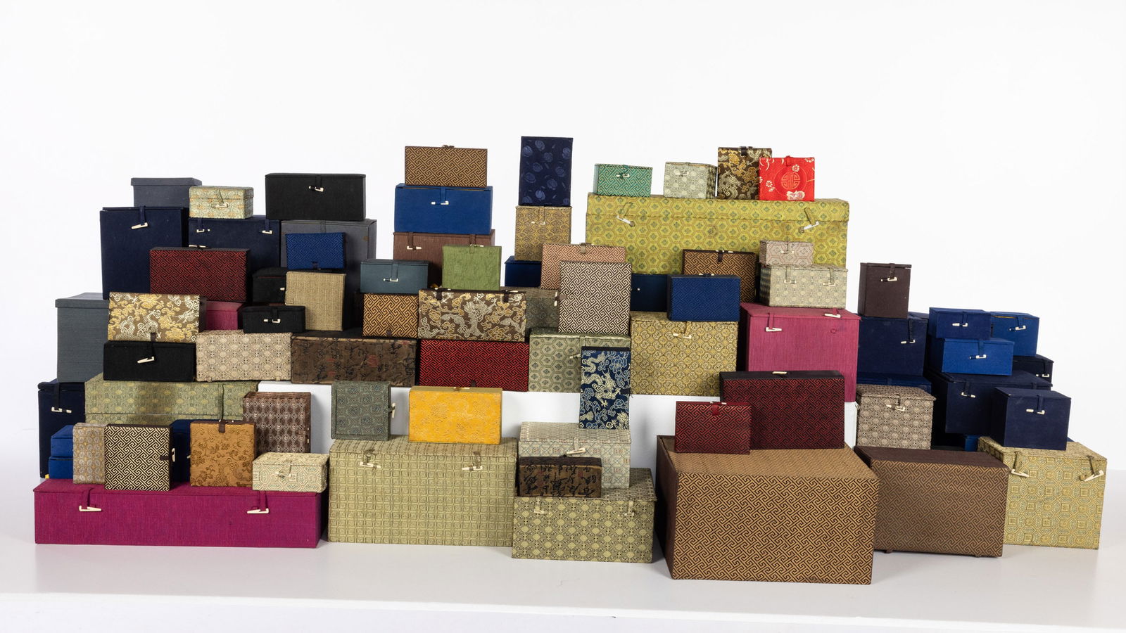 Large Group of Silk Boxes, 90 pcs (1 of 6)