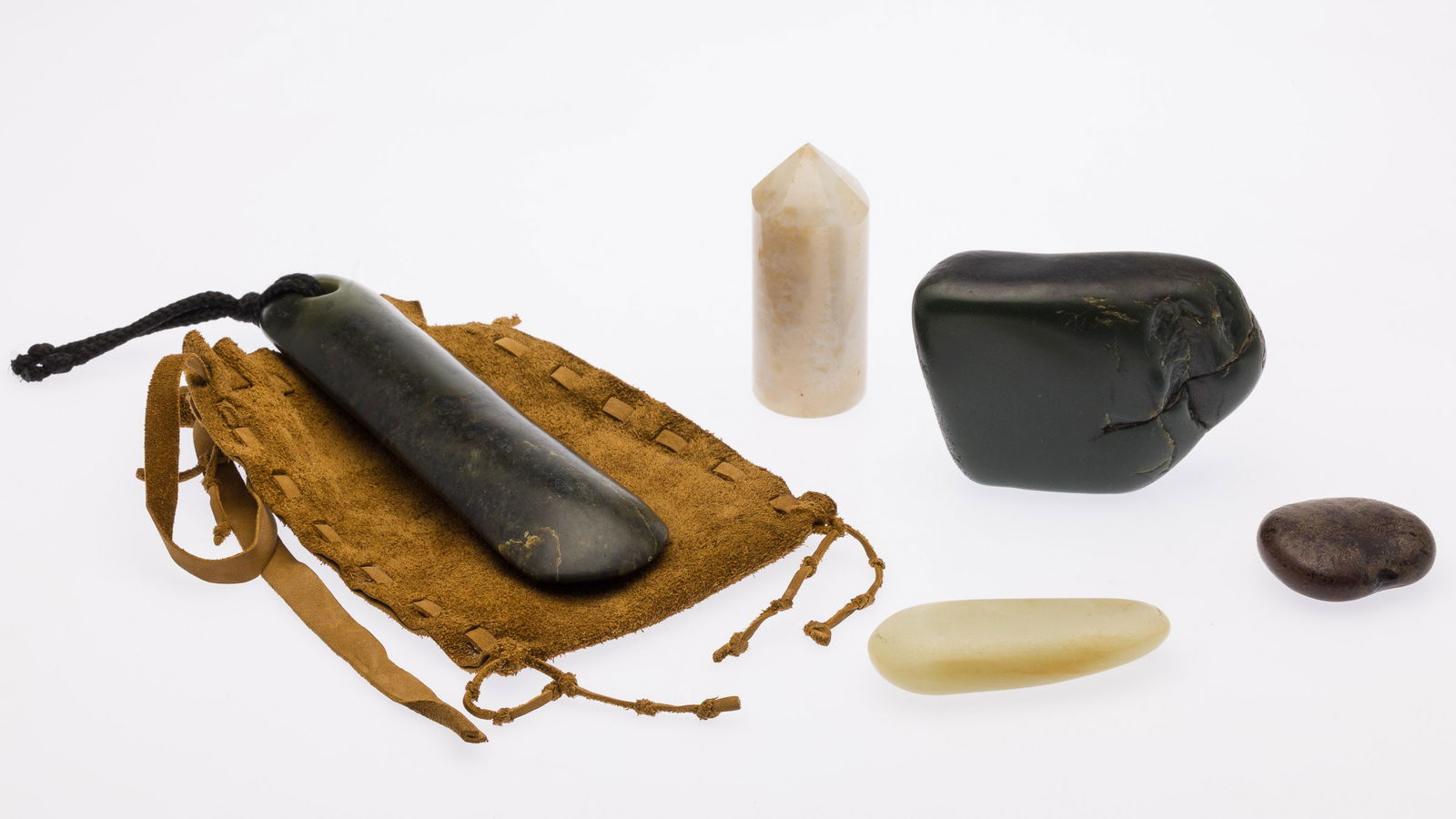 Five Stone Articles with Leather Pouch (1 of 7)