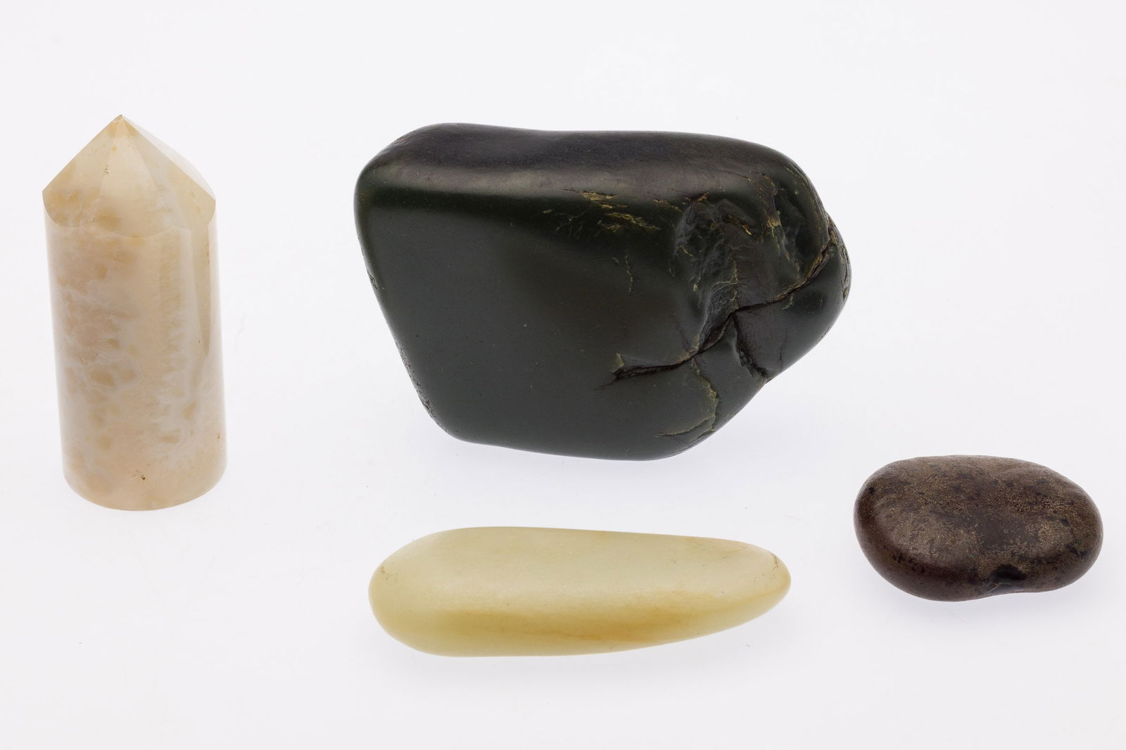 Five Stone Articles with Leather Pouch - 3