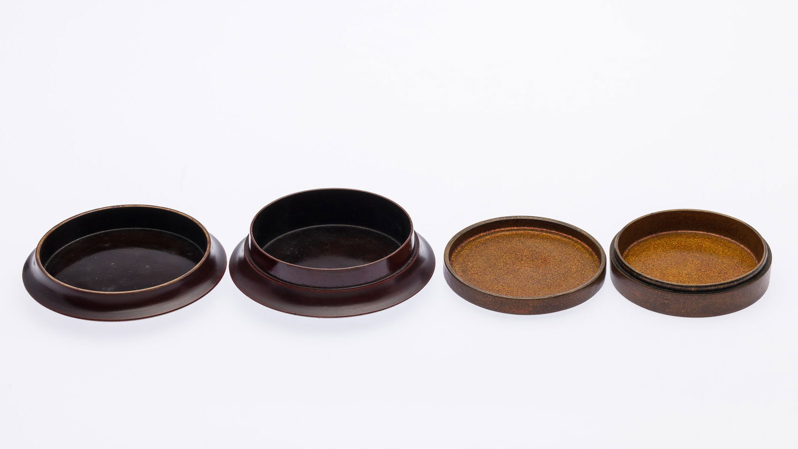 Small Lacquer Dish and Two Lidded Boxes - 4