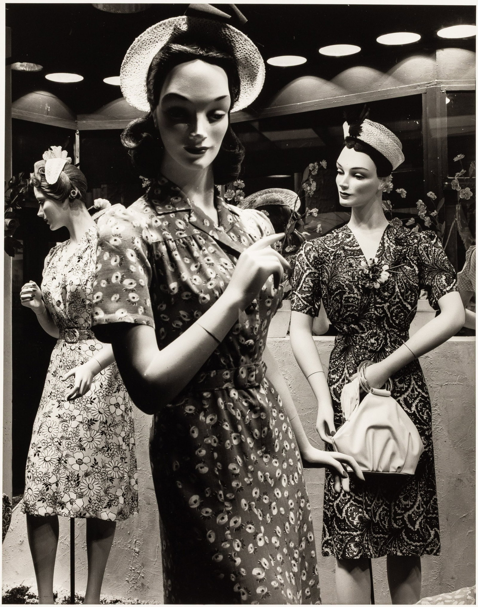 Louis Stettner, Human Mannequin Series 1946 (1 of 11)