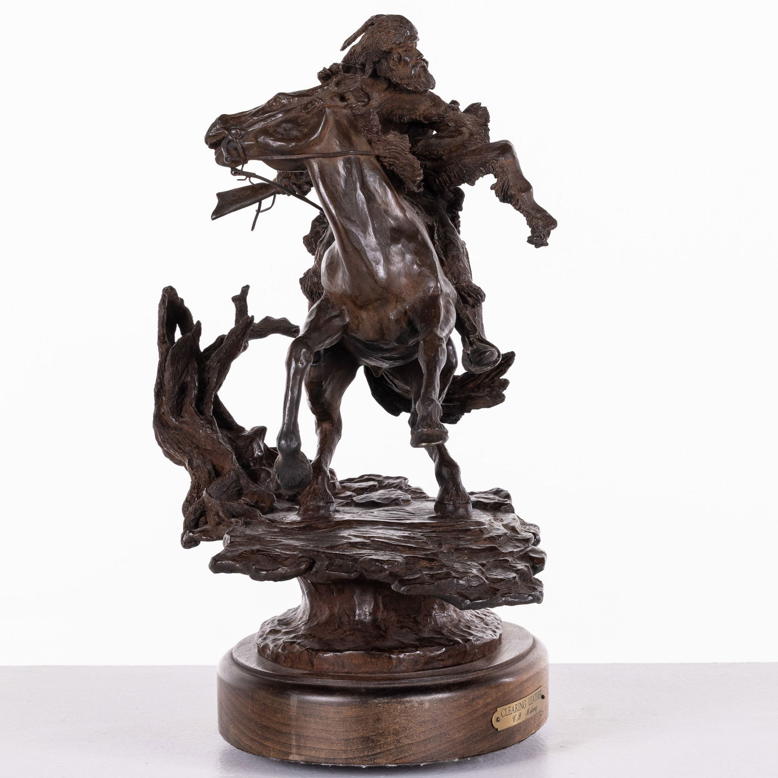 Buck Mahaney, Clearing Leather, Bronze, 1988 (1 of 9)