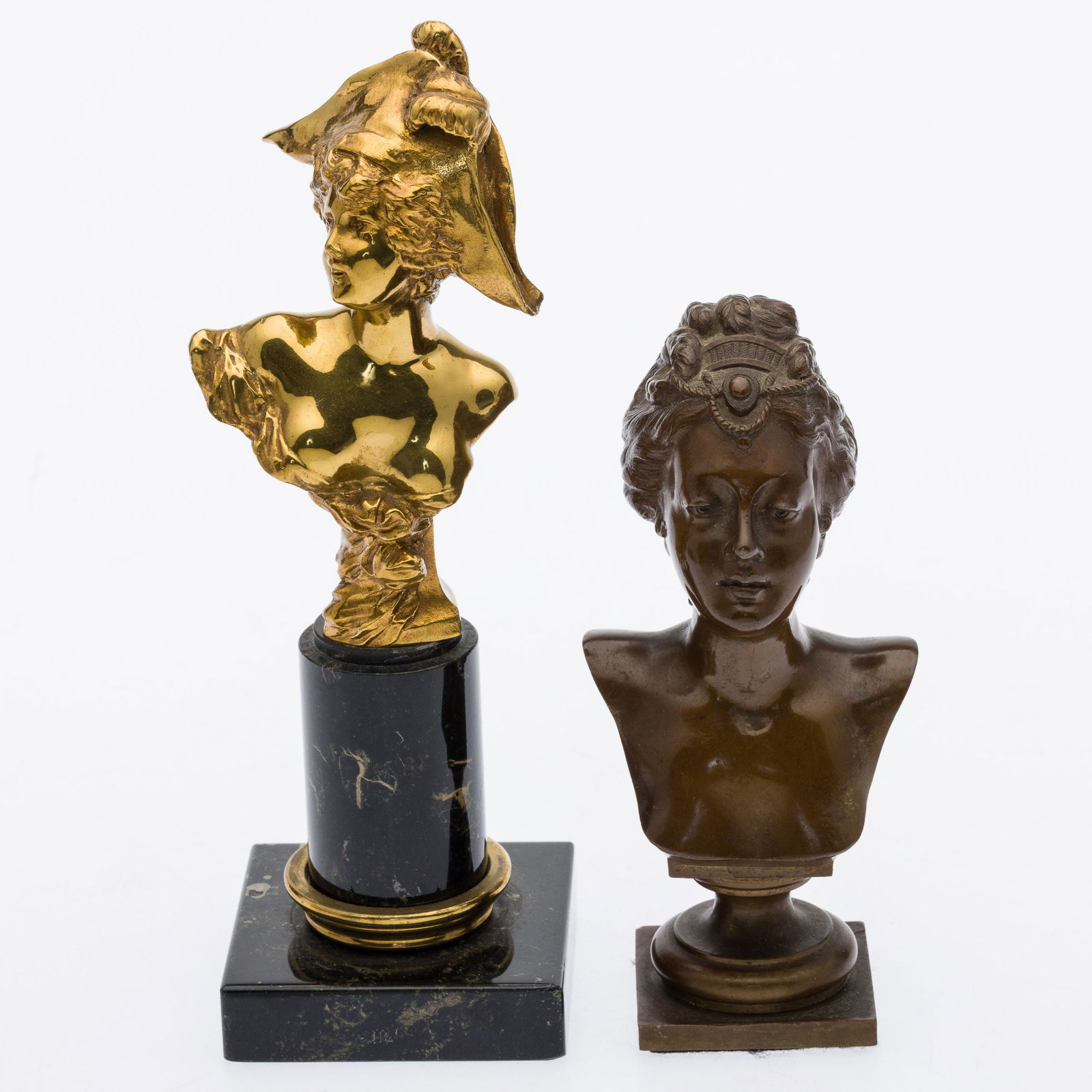 4 French Table Articles - 2