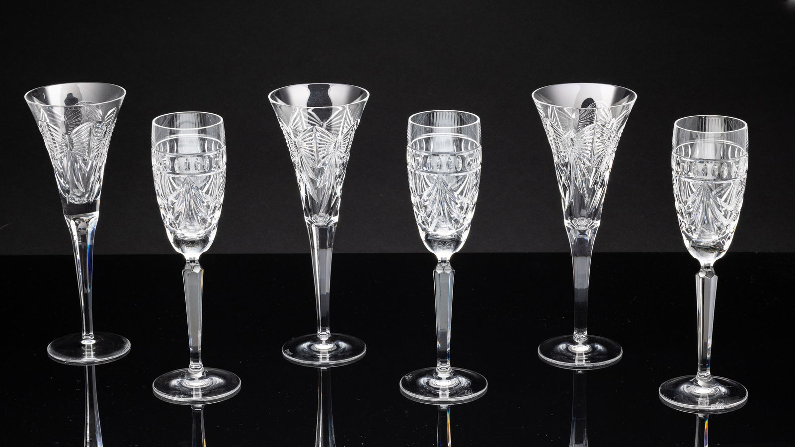 6 Waterford Champagne Flutes (1 of 14)