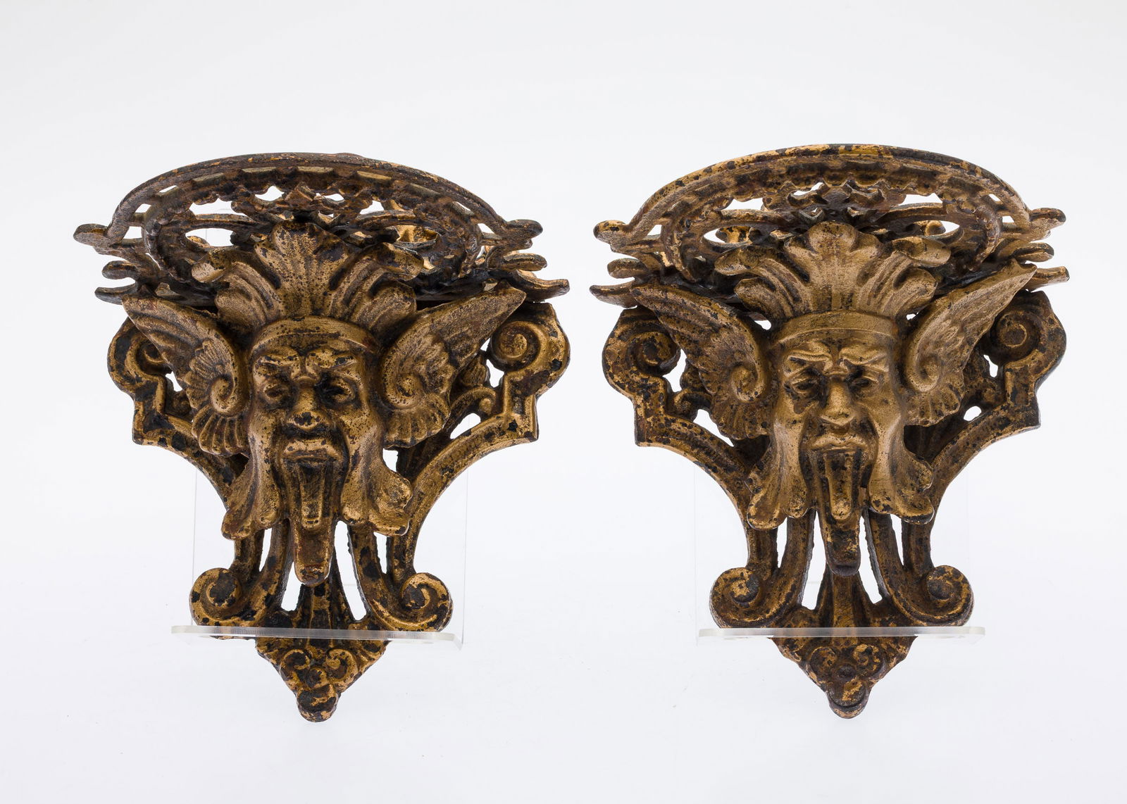 Pair of Cast Iron Wall Brackets (1 of 14)