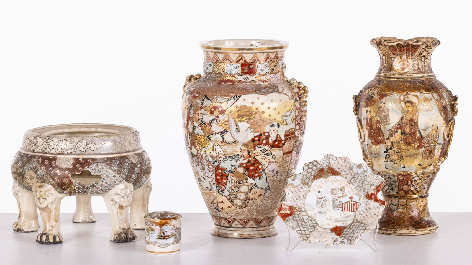 5 Japanese Satsuma Ceramic Articles (1 of 11)