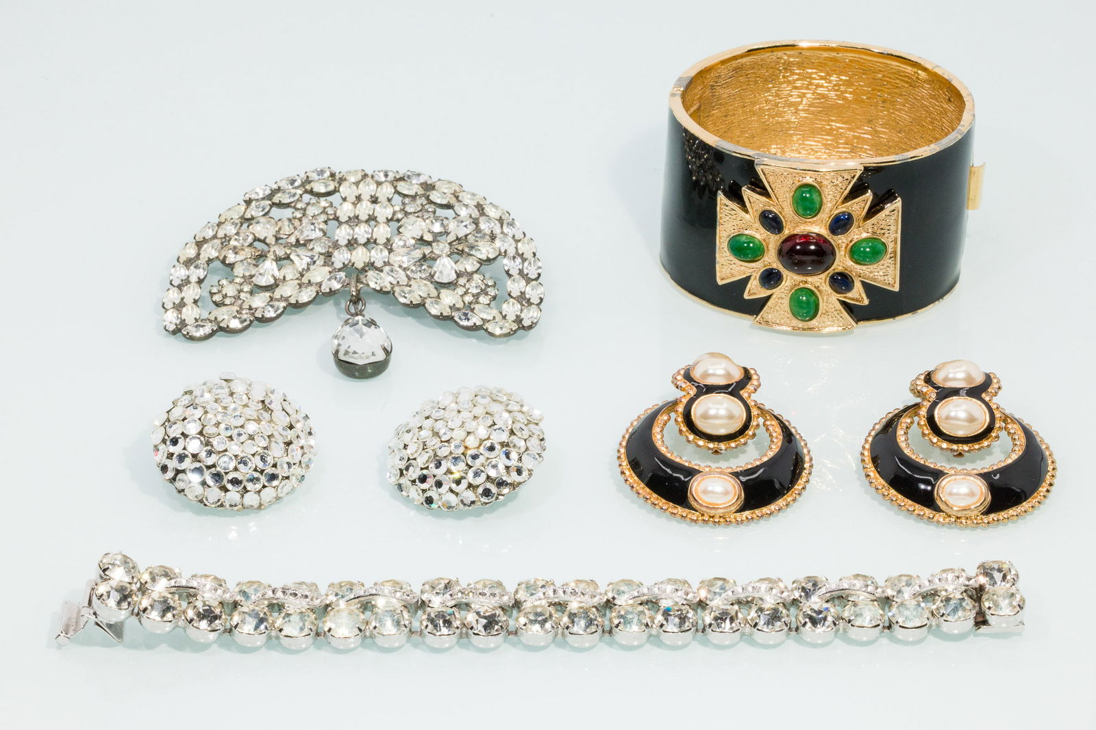 Ciner Cuff and Rhinestone and Gold-Tone Jewelry (1 of 7)