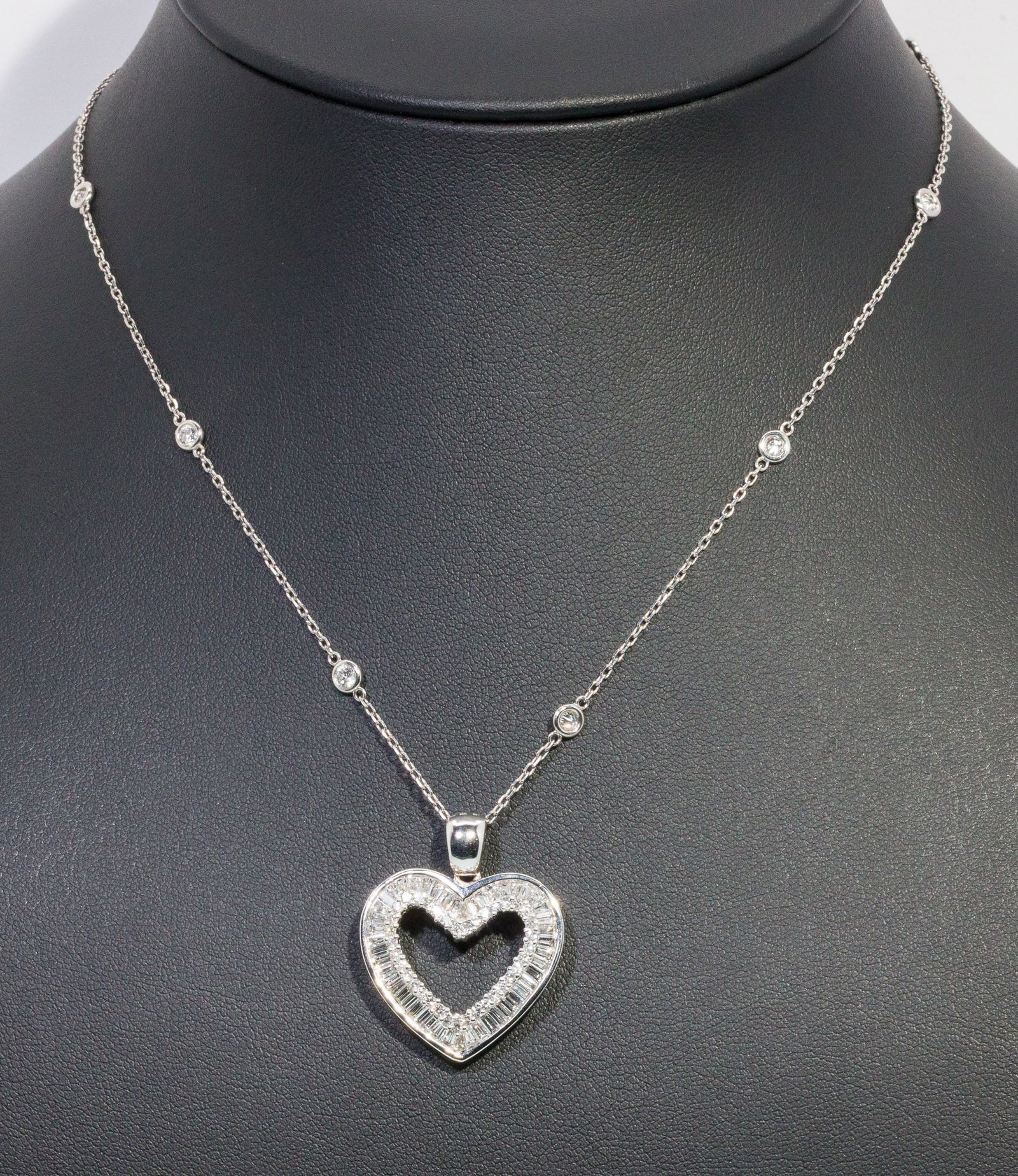 18K & Diamond Heart Pendant on 14K Diamnd Stud Chain (1 of 6)