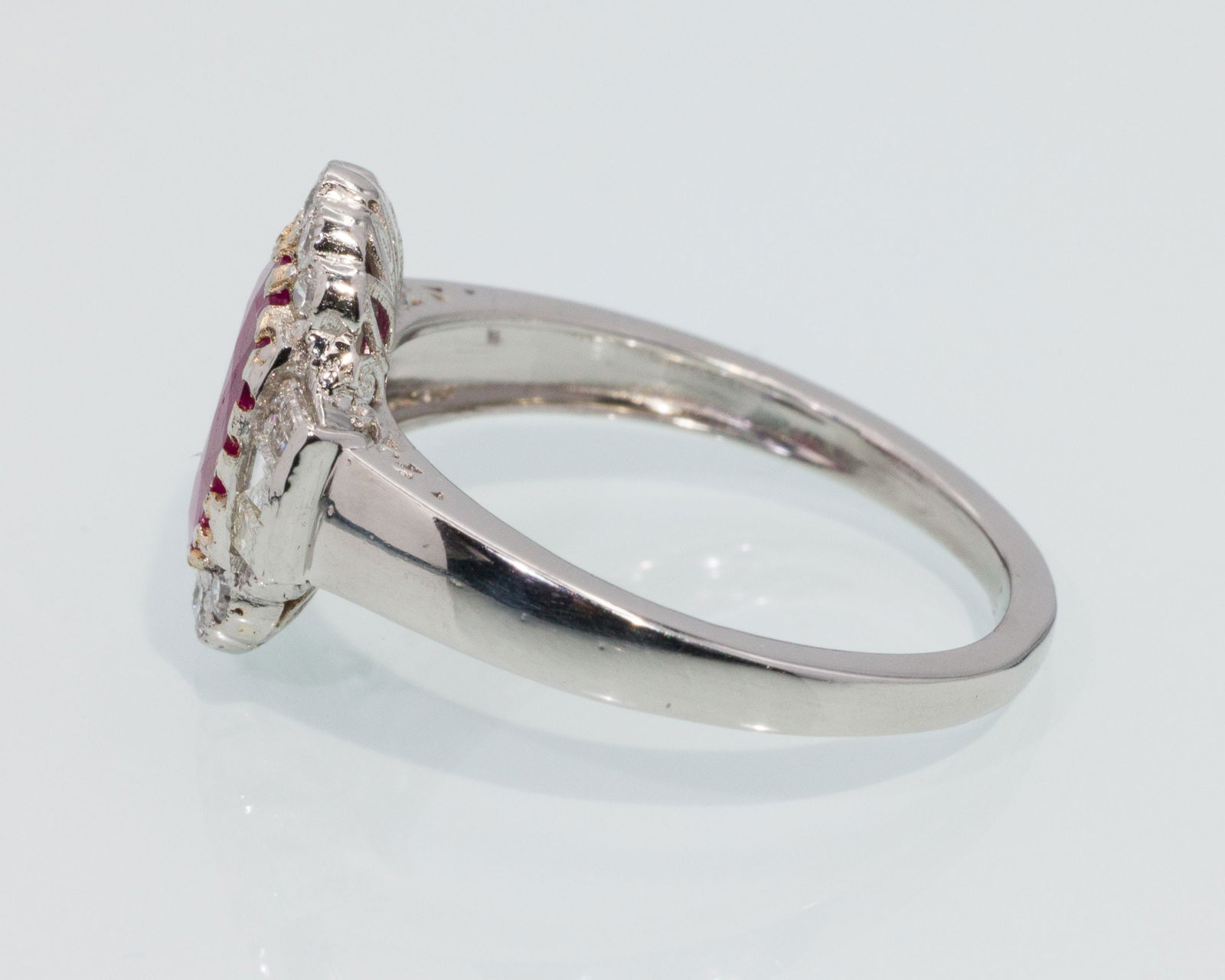 Vietnamese Ruby, Diamond and Platinum Ring - 6