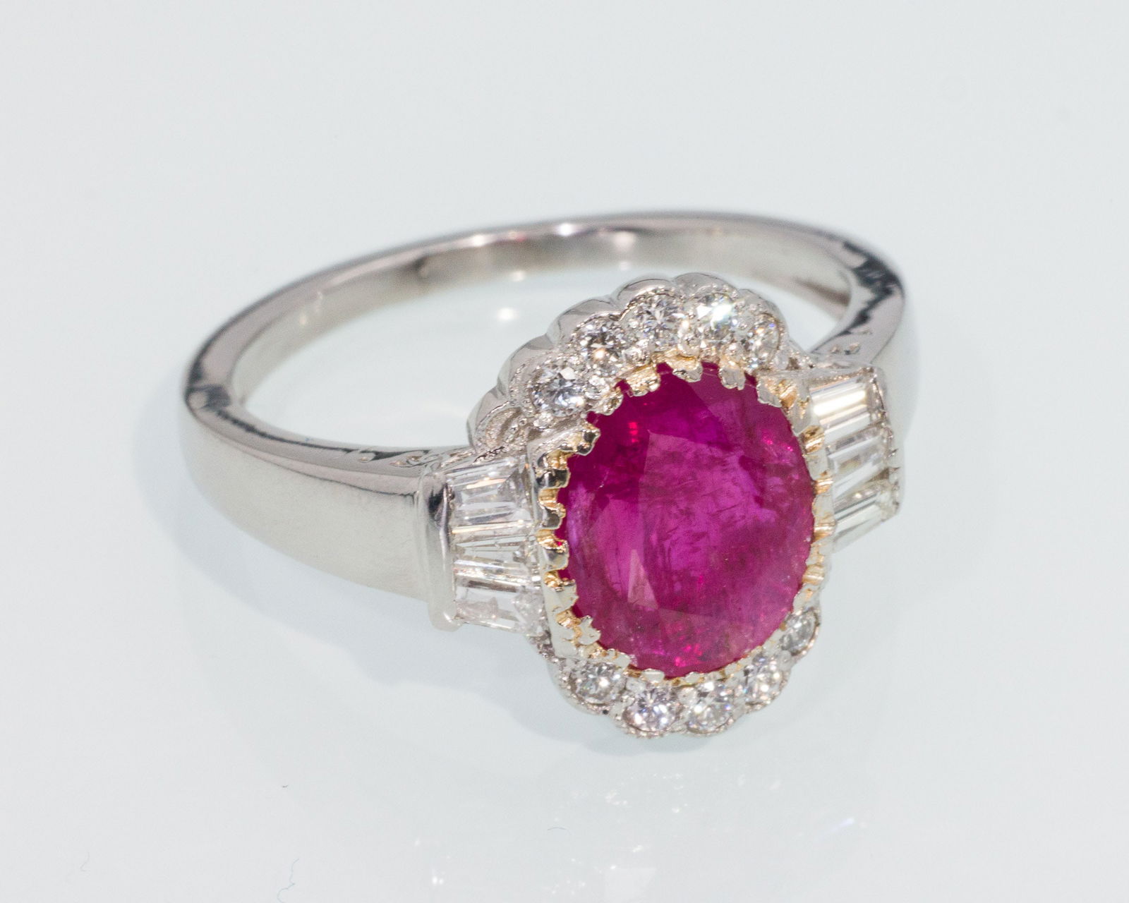 Vietnamese Ruby, Diamond and Platinum Ring - 7