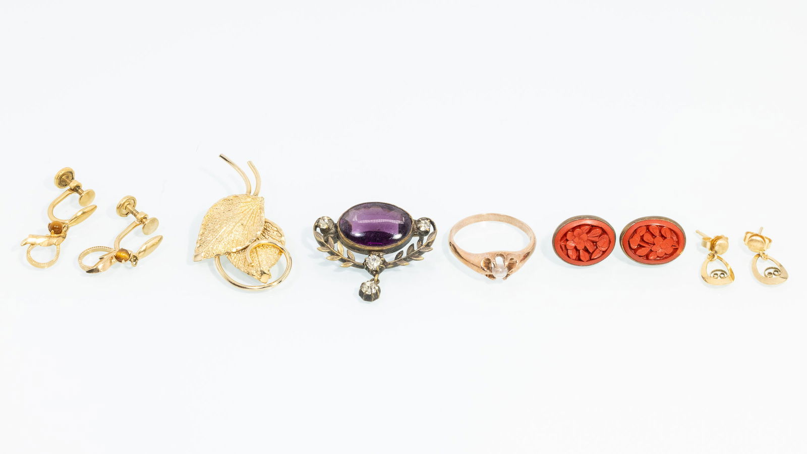 Five Gold Filled Articles and 14K Vintage Mood Ring (1 of 10)