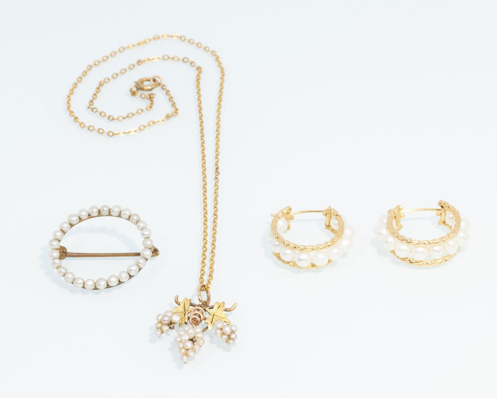 Group of 10K Gold and Pearl Jewelry, 3 pcs. (1 of 8)